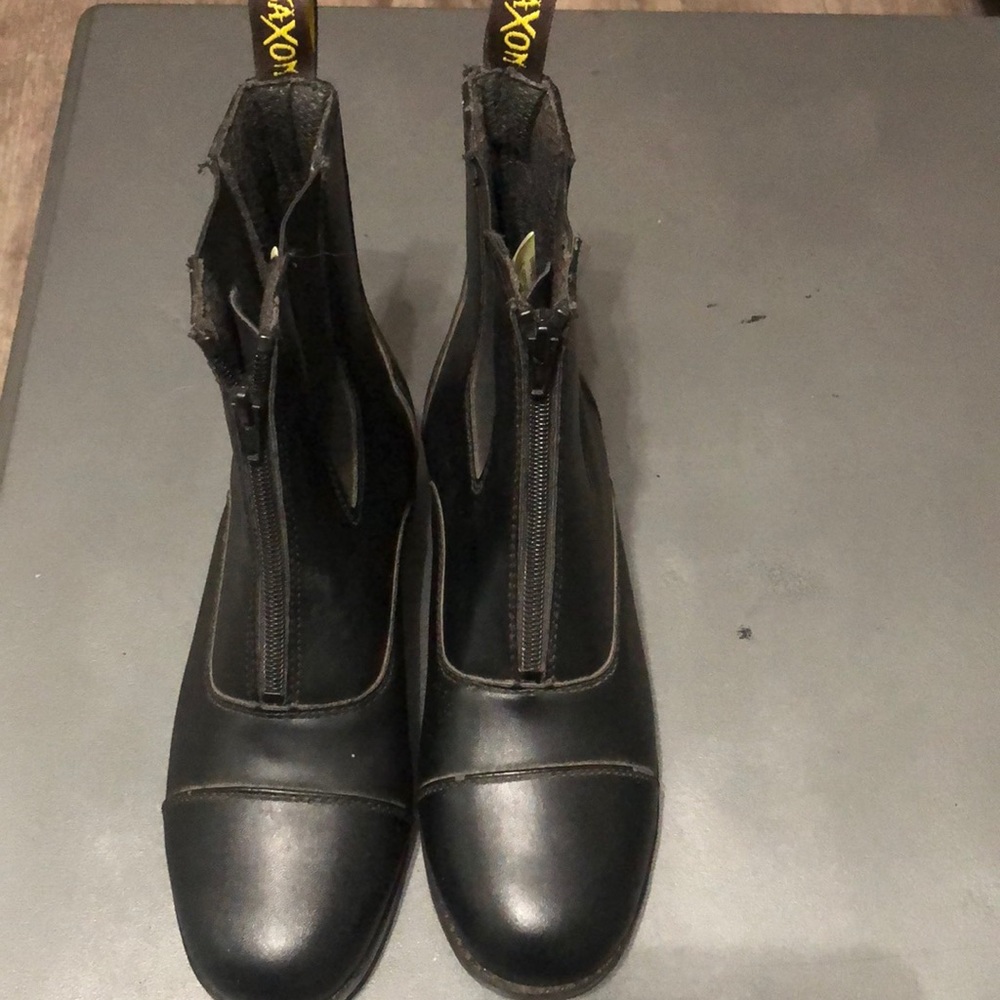 Saxon Paddock Boots with Front zipper. Black women’s size 7.5